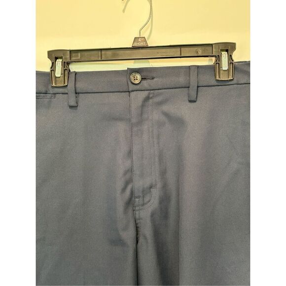 Haggar Cool 18 Pro Navy Mens Shorts Size 34 - Picture 2 of 5